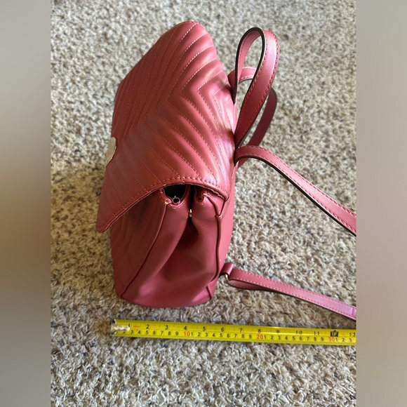 A New Day Rose Quilted Backpack - Picture 10 of 11